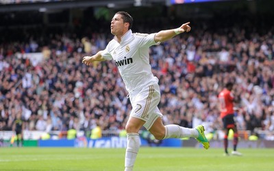 亿博电竞独家-霍伊伦商业代言接到手软